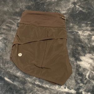 Speed up lines shorts lululemon